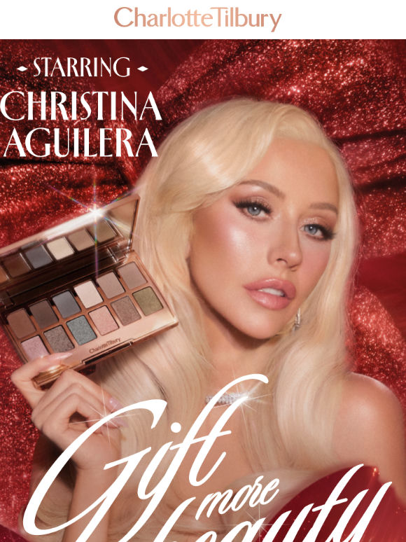 Christina Aguilera Steals The Show!!! 🌟💖