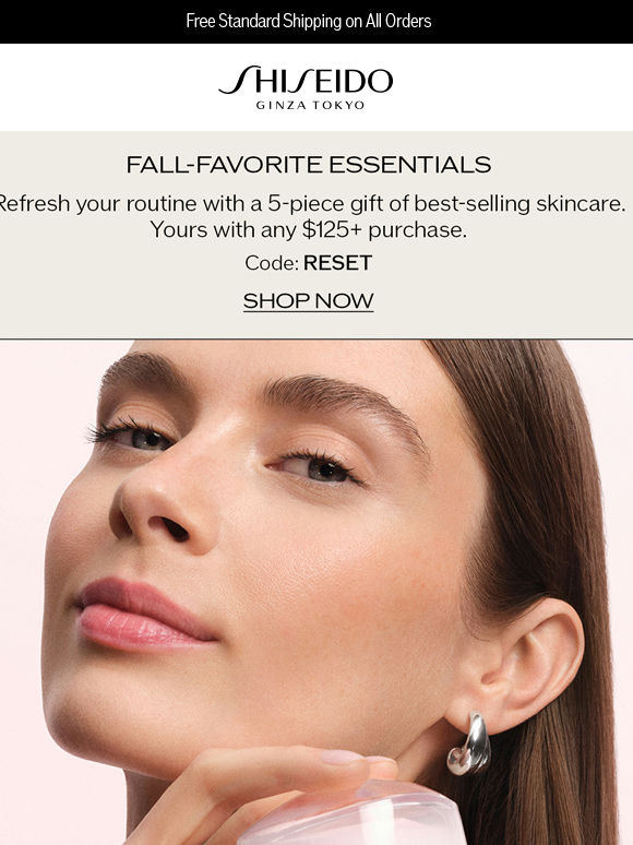 Hydrate Your Skin With A FREE 5-Pc Gift