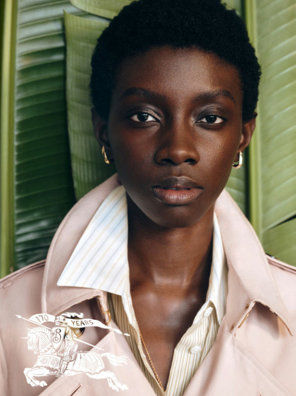 The Burberry trench, refreshed for warmer days