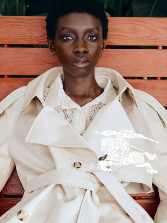 Light layers: trench coats and jackets for warmer days