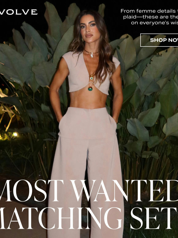 The Camila Coelho Set Everyone’s Buying 
