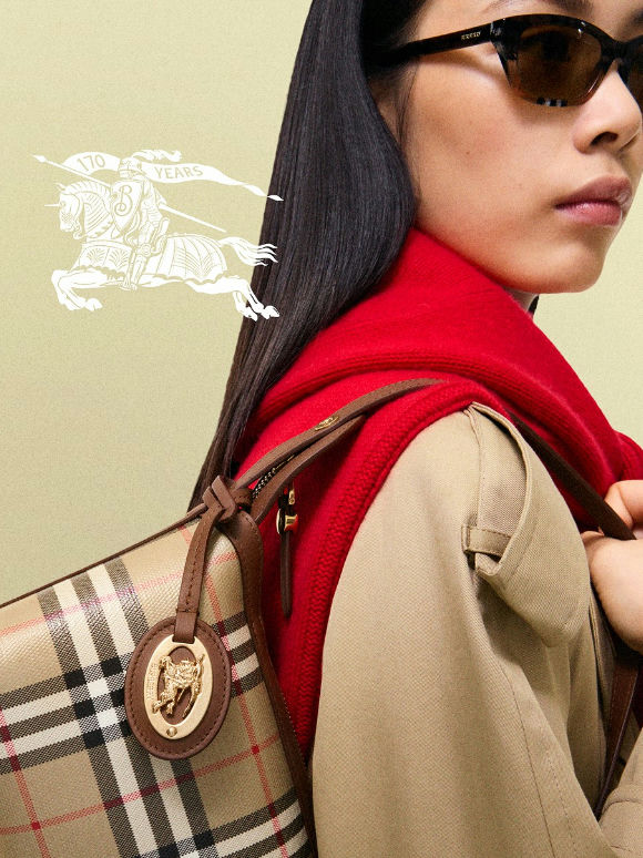 New-season women’s accessories