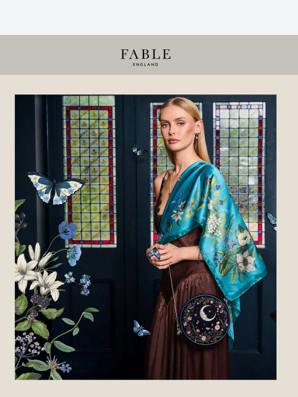 Just landed: butterfly bags, pearls and moon lockets