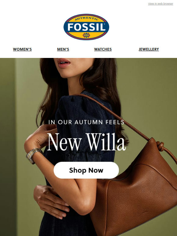 Autumn looks good on Willa 👜