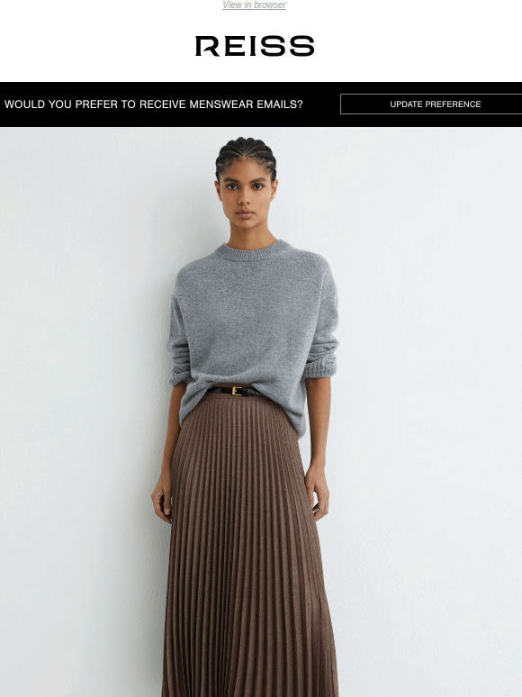 A New Mood in Knitwear