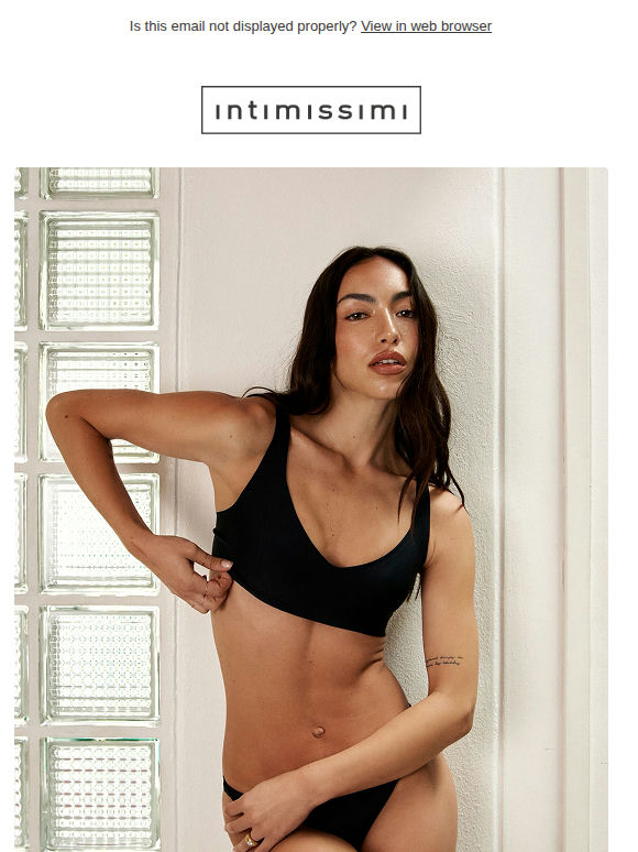 Minimal on the bottom, statement on top: you decide how to wear it. Discover all our Ultra Invisible bras